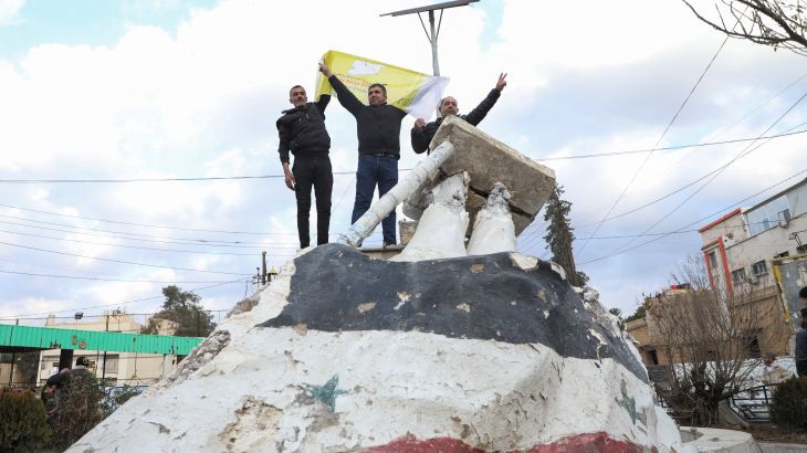 people celebrate in in Qamishli
